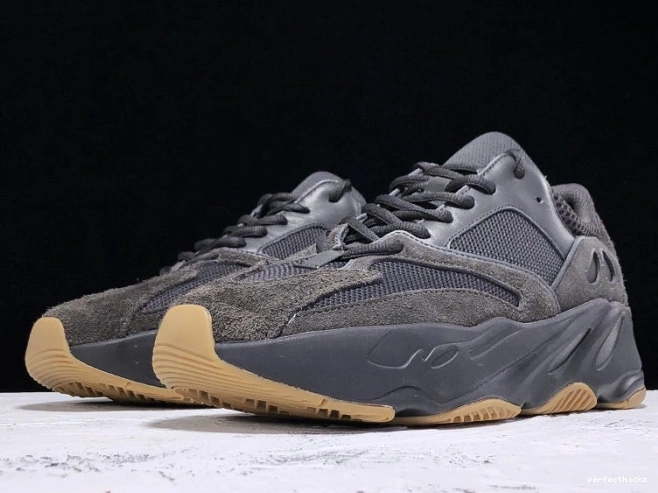 Black FV5304 Boost Adidas 700 Yeezy Utility 0823
